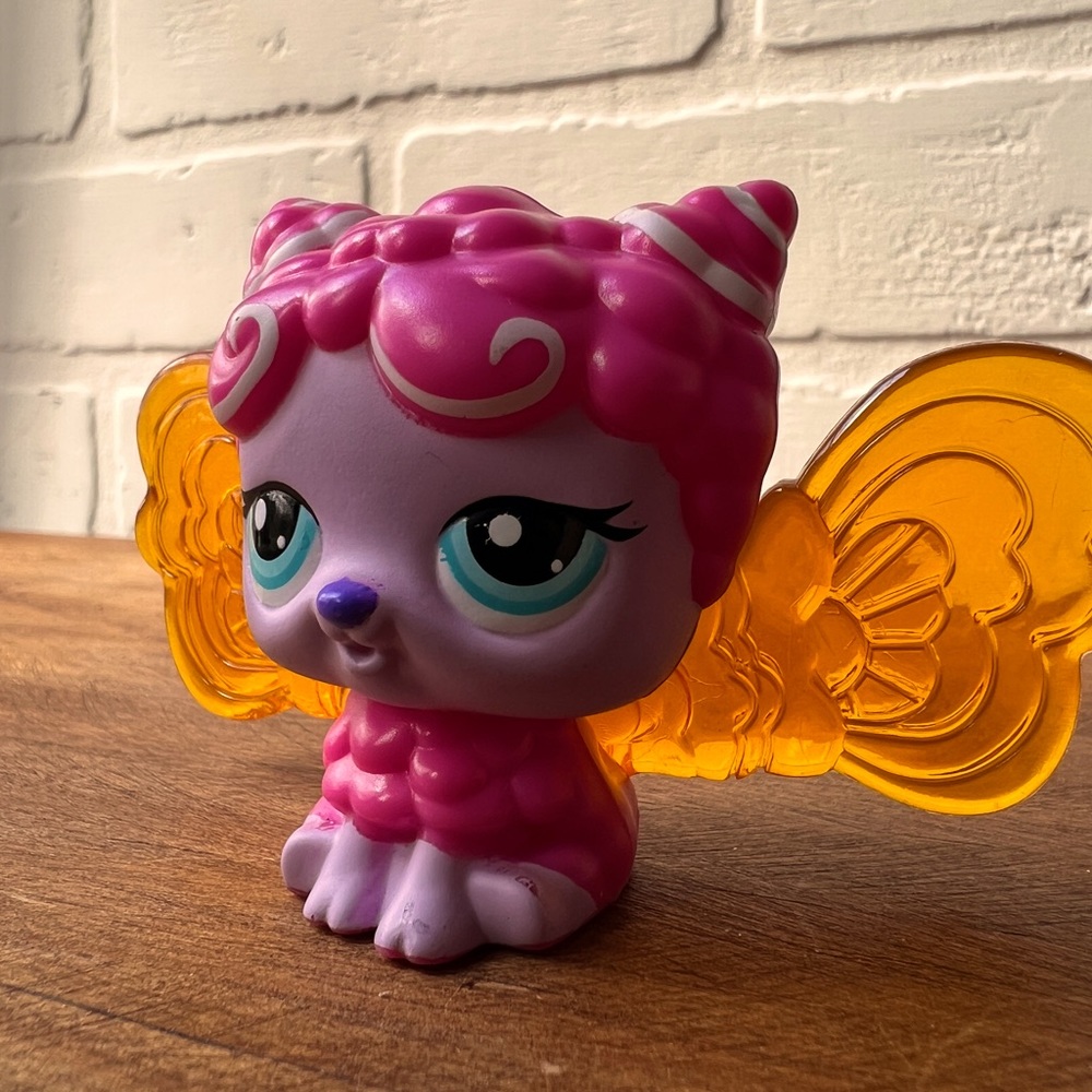 LPS Littlest Pet Shop Fairy With Glowing Wings